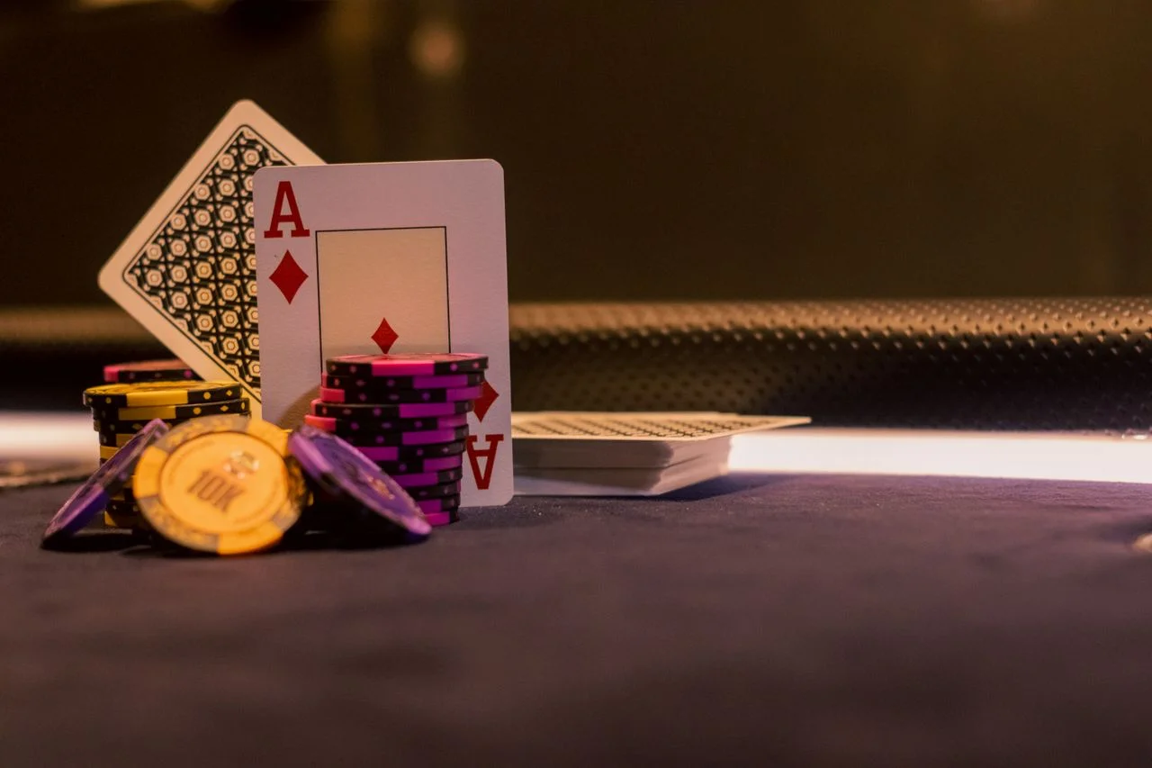 ok9aa.con — Vào phòng Poker — chọn bàn theo mức cược và lịch giải đấu